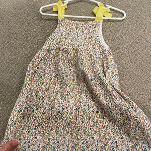 Beautiful floral dress 3/4T